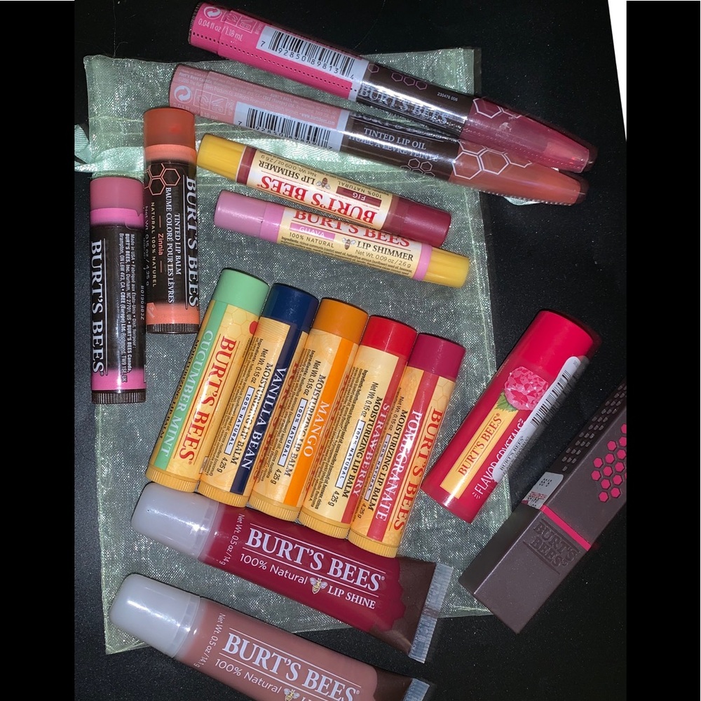 Burt’s Bees Set Of 15 lip colors +2 new